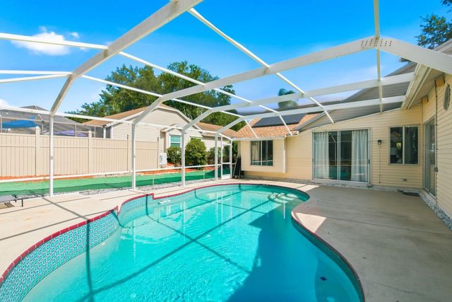 970 VALLEY VIEW CIRCLE, Palm Harbor, FL 34684