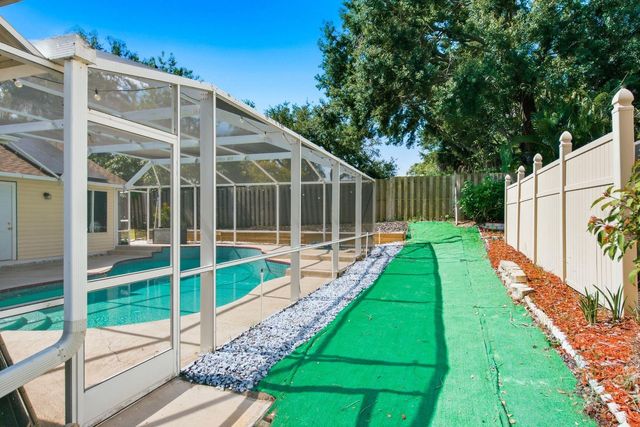 970 VALLEY VIEW CIRCLE, Palm Harbor, FL 34684