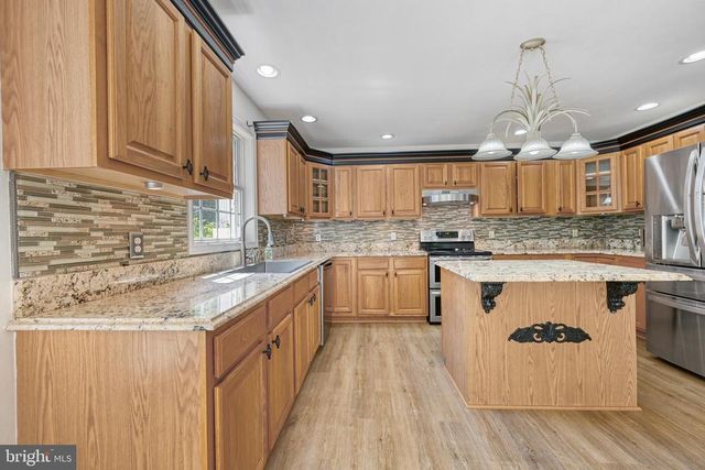 121 BROUNAUGH LN, Mineral, VA 23117