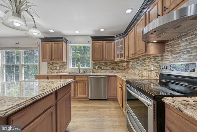 121 BROUNAUGH LN, Mineral, VA 23117
