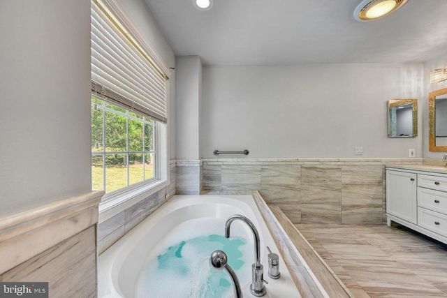 121 BROUNAUGH LN, Mineral, VA 23117