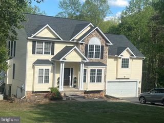 121 BROUNAUGH LN, Mineral, VA 23117