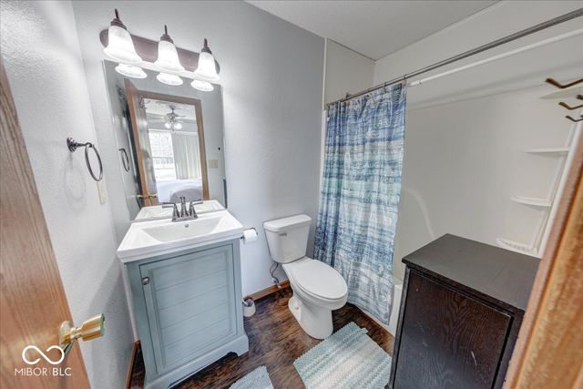 6154 Long River Lane, Indianapolis, IN 46221