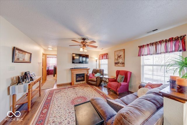 6154 Long River Lane, Indianapolis, IN 46221