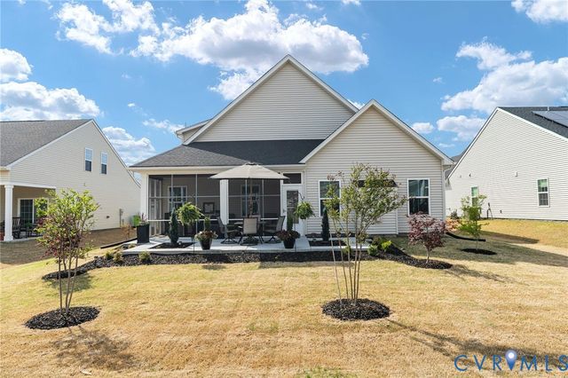 7683 Autumn Leaves Ln, New Kent, VA 23124