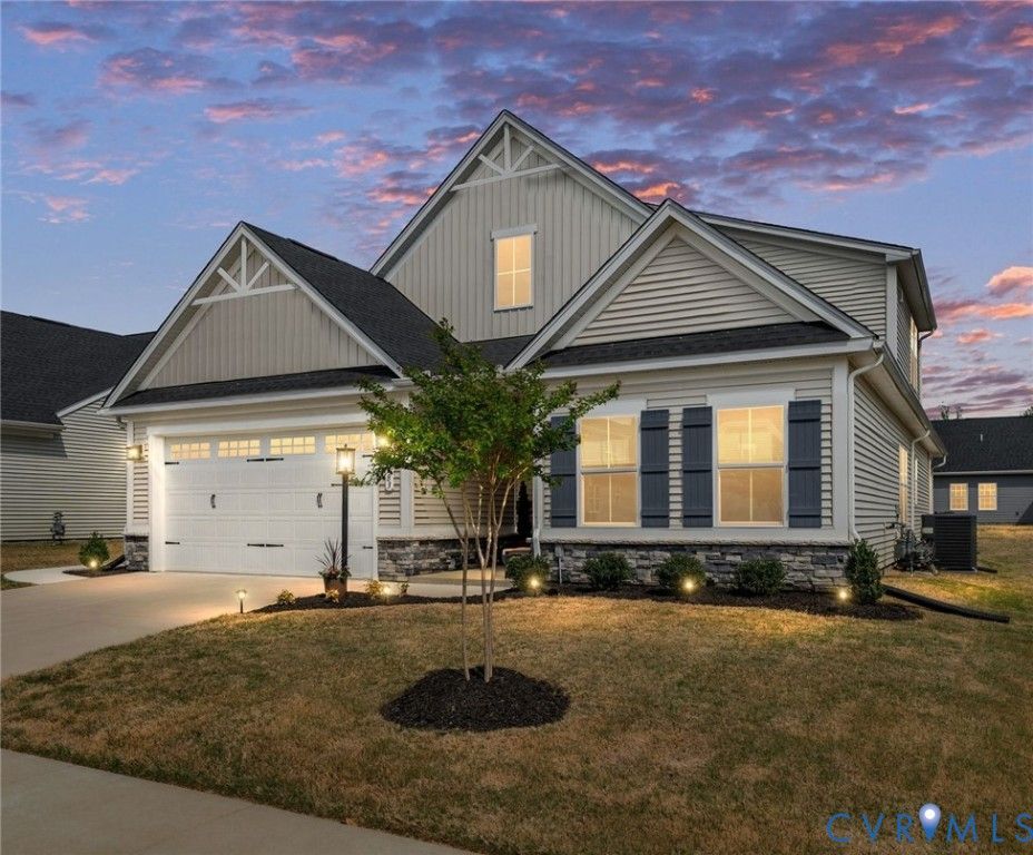 7683 Autumn Leaves Ln, New Kent, VA 23124