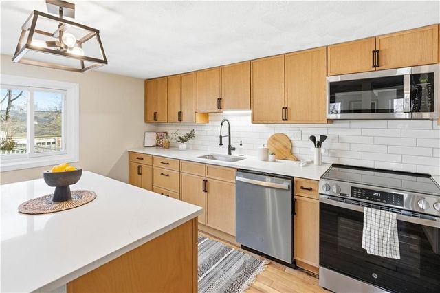 37 Phillip Street, Coventry, RI 02816