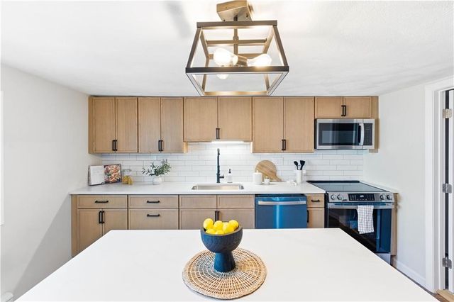 37 Phillip Street, Coventry, RI 02816