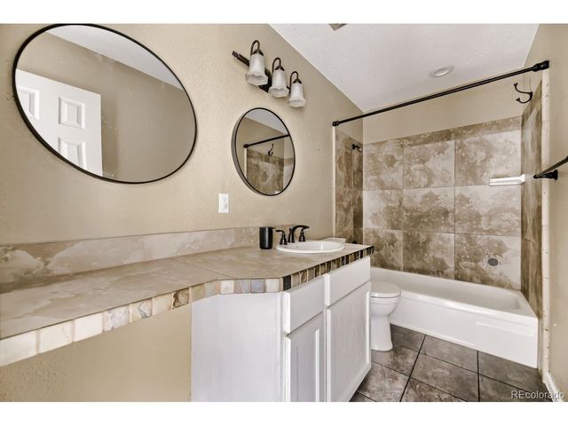 5855 S Lowell Blvd, Littleton, CO 80123
