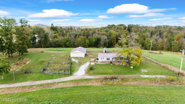 1690 Segal Rd, Brownsville, KY 42210