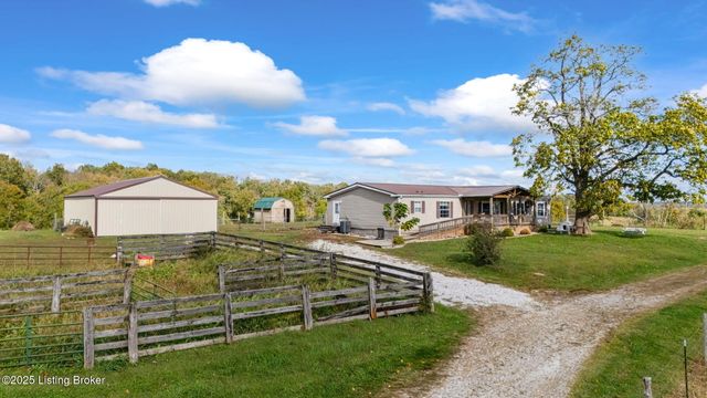1690 Segal Rd, Brownsville, KY 42210