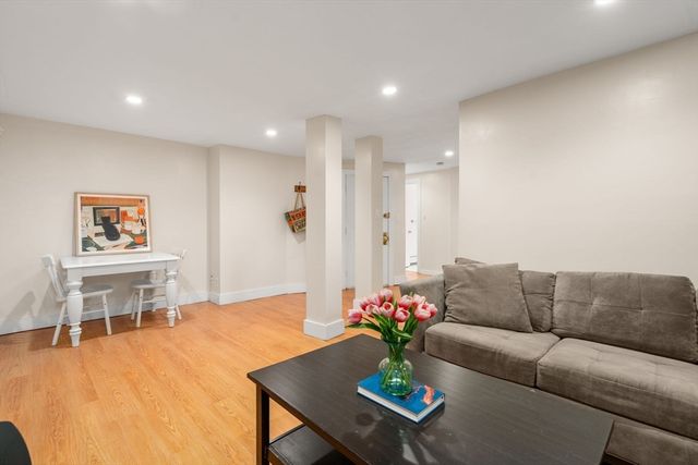 75 Park B, Brookline, MA 02446