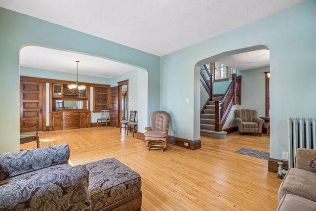 3308 Harriet Avenue, Minneapolis, MN 55408