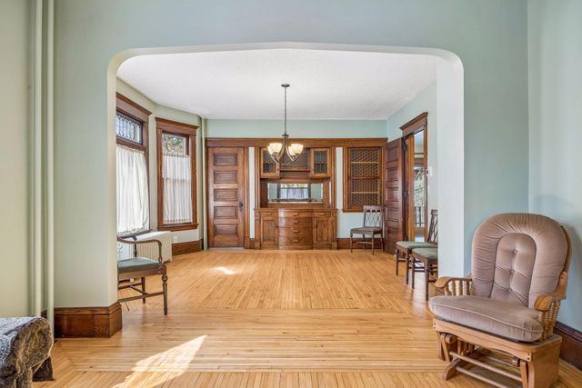 3308 Harriet Avenue, Minneapolis, MN 55408