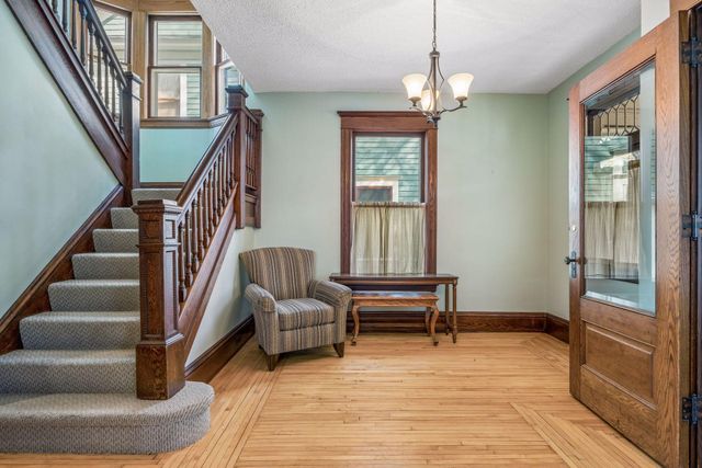 3308 Harriet Avenue, Minneapolis, MN 55408