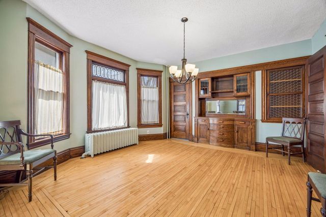 3308 Harriet Avenue, Minneapolis, MN 55408