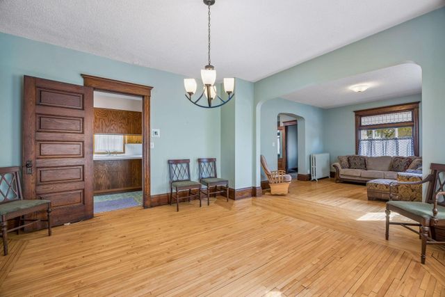 3308 Harriet Avenue, Minneapolis, MN 55408