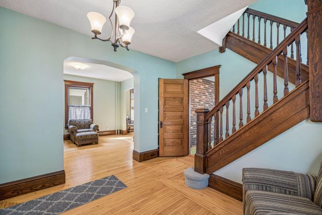 3308 Harriet Avenue, Minneapolis, MN 55408