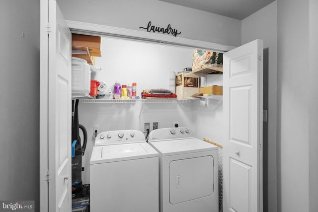 222 YOCOM RD, Douglassville, PA 19518
