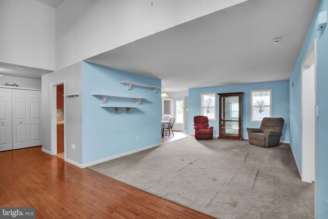 222 YOCOM RD, Douglassville, PA 19518
