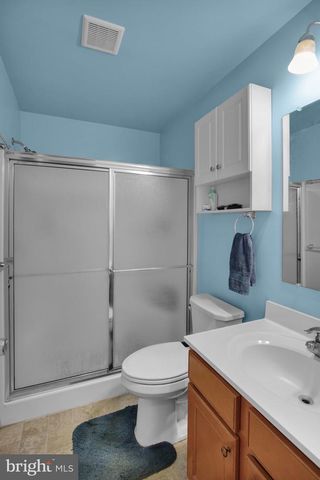 222 YOCOM RD, Douglassville, PA 19518