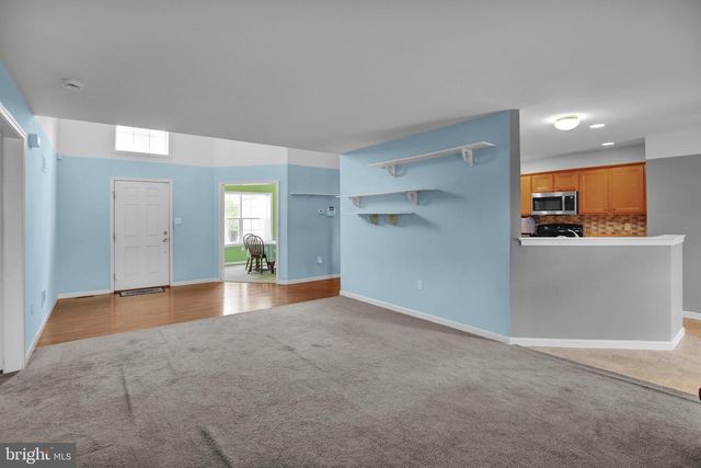 222 YOCOM RD, Douglassville, PA 19518