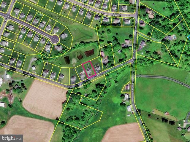 222 YOCOM RD, Douglassville, PA 19518
