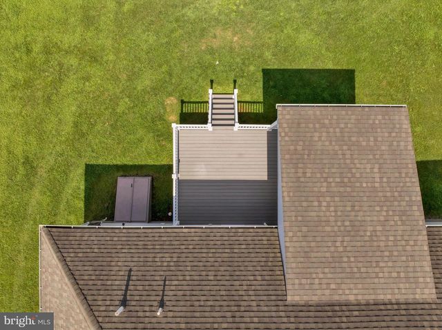 222 YOCOM RD, Douglassville, PA 19518