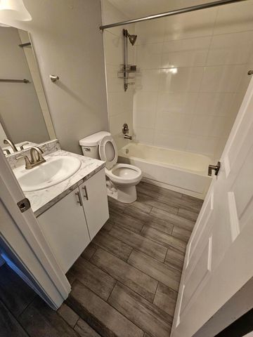 677 Trace Circle 106, Deerfield Beach, FL 33441