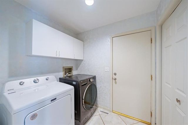 3908 W 124th Street, Leawood, KS 66209