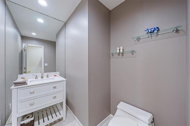 3908 W 124th Street, Leawood, KS 66209