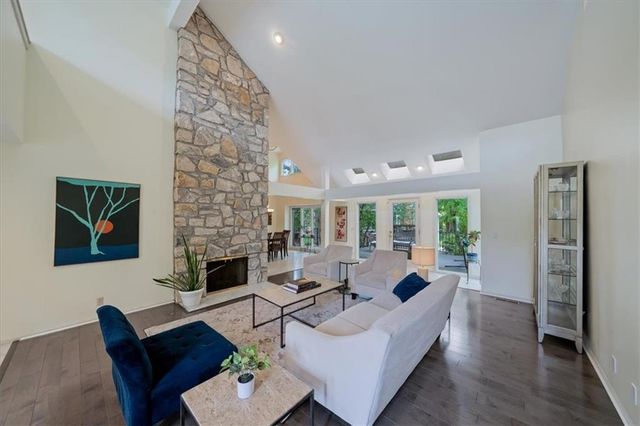 3908 W 124th Street, Leawood, KS 66209