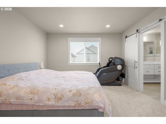 1536 ALSEA Dr, Eugene, OR 97408