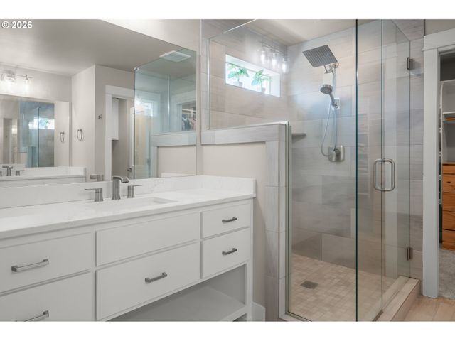 1536 ALSEA Dr, Eugene, OR 97408
