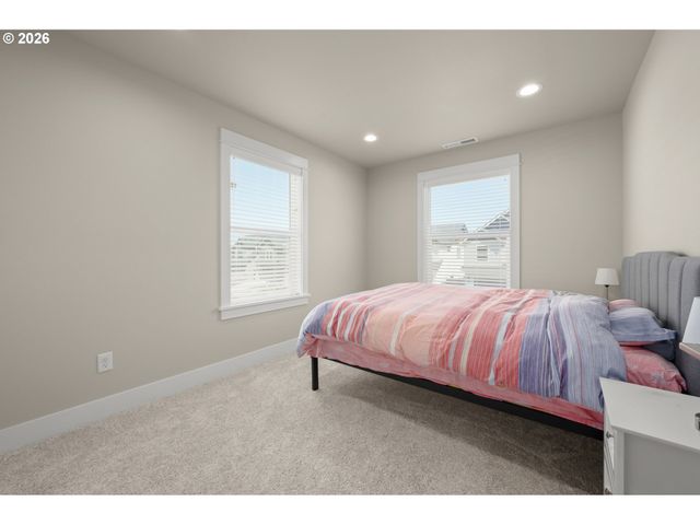 1536 ALSEA Dr, Eugene, OR 97408