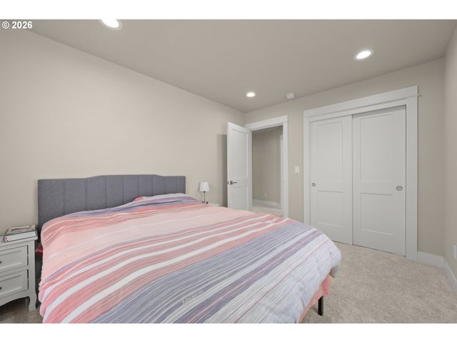 1536 ALSEA Dr, Eugene, OR 97408