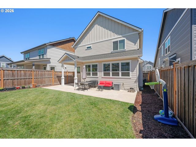 1536 ALSEA Dr, Eugene, OR 97408