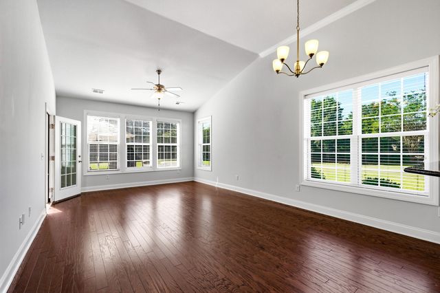 140 Parmelee Dr Unit E, Murrells Inlet, SC 29576