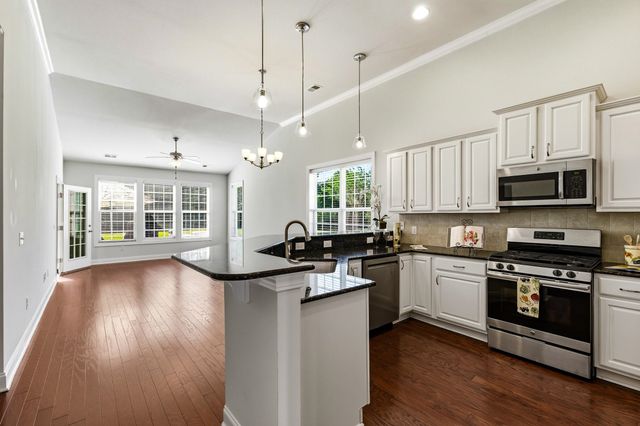 140 Parmelee Dr Unit E, Murrells Inlet, SC 29576