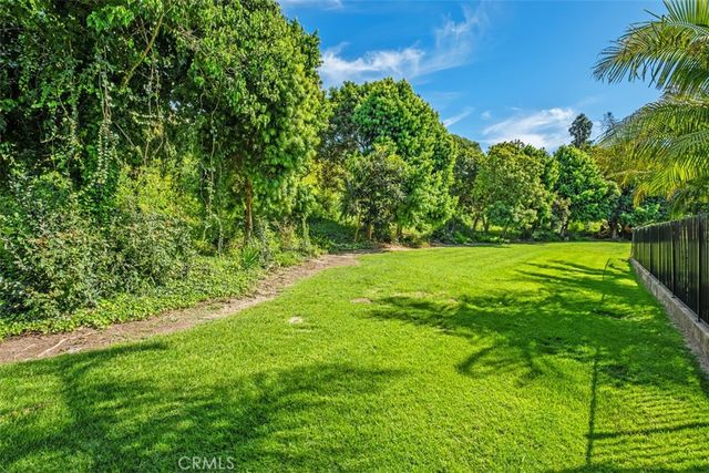 1945 Sundance, Costa Mesa, CA 92627