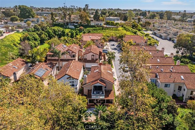 1945 Sundance, Costa Mesa, CA 92627