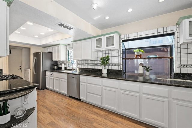 1945 Sundance, Costa Mesa, CA 92627