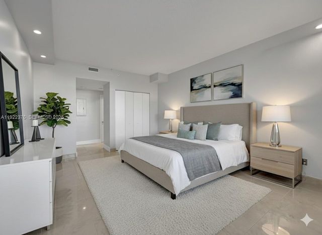 2475 Brickell Ave 804, Miami, FL 33129