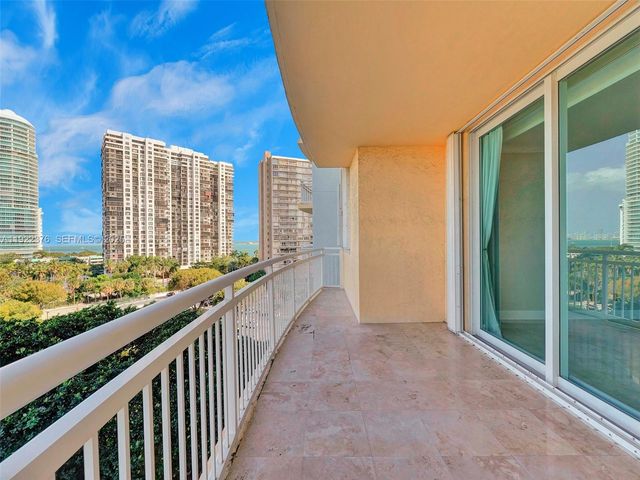 2475 Brickell Ave 804, Miami, FL 33129