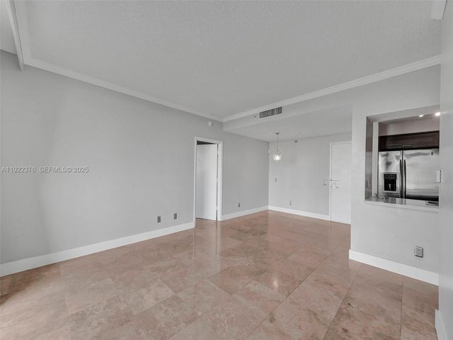 2475 Brickell Ave 804, Miami, FL 33129