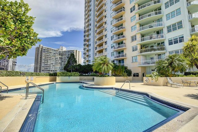 2475 Brickell Ave 804, Miami, FL 33129