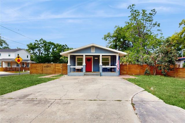 1202 E CARACAS STREET, Tampa, FL 33603