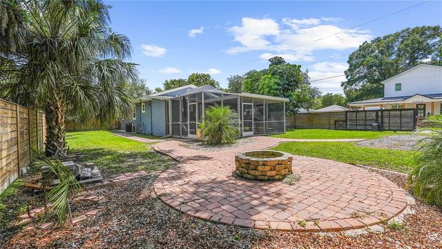 1202 E CARACAS STREET, Tampa, FL 33603