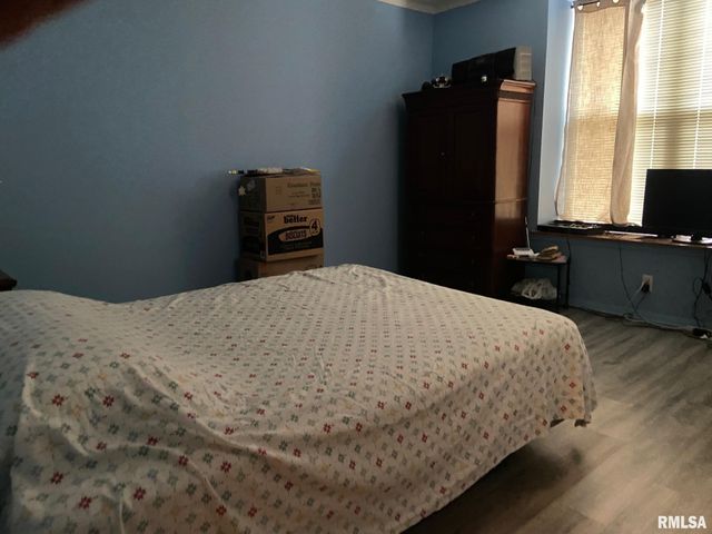 701 W Rich Street, Taylorville, IL 62568