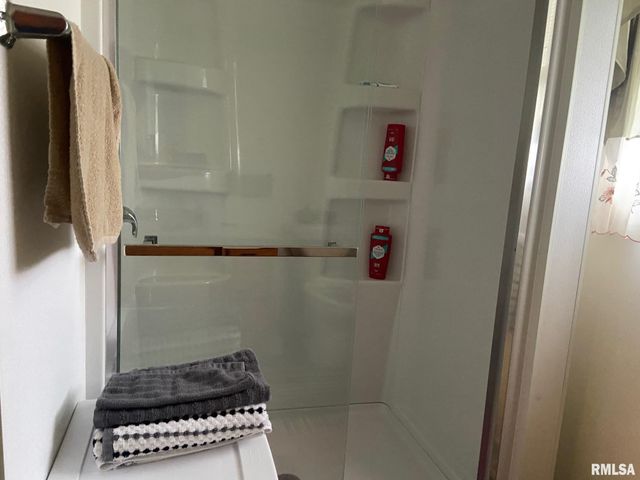 701 W Rich Street, Taylorville, IL 62568